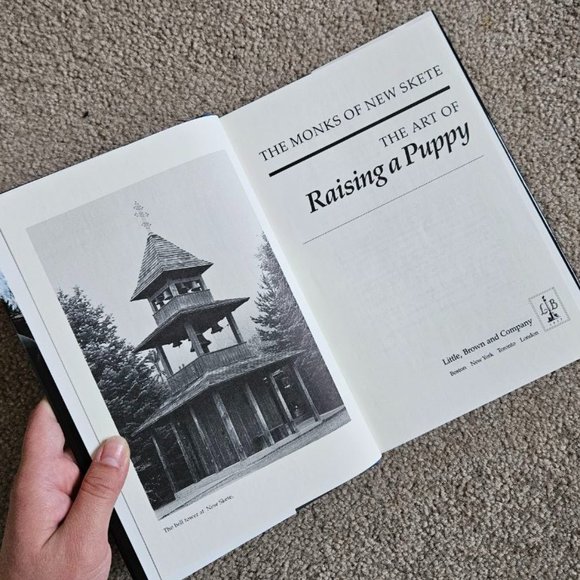 4/$25 The Monks of New Skete‎ - The Art of Raising a Puppy - Hardcover - Picture 2 of 5
